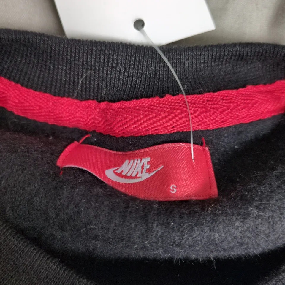 NIKE SWEATSHIRT – BLACK, SIZE S
