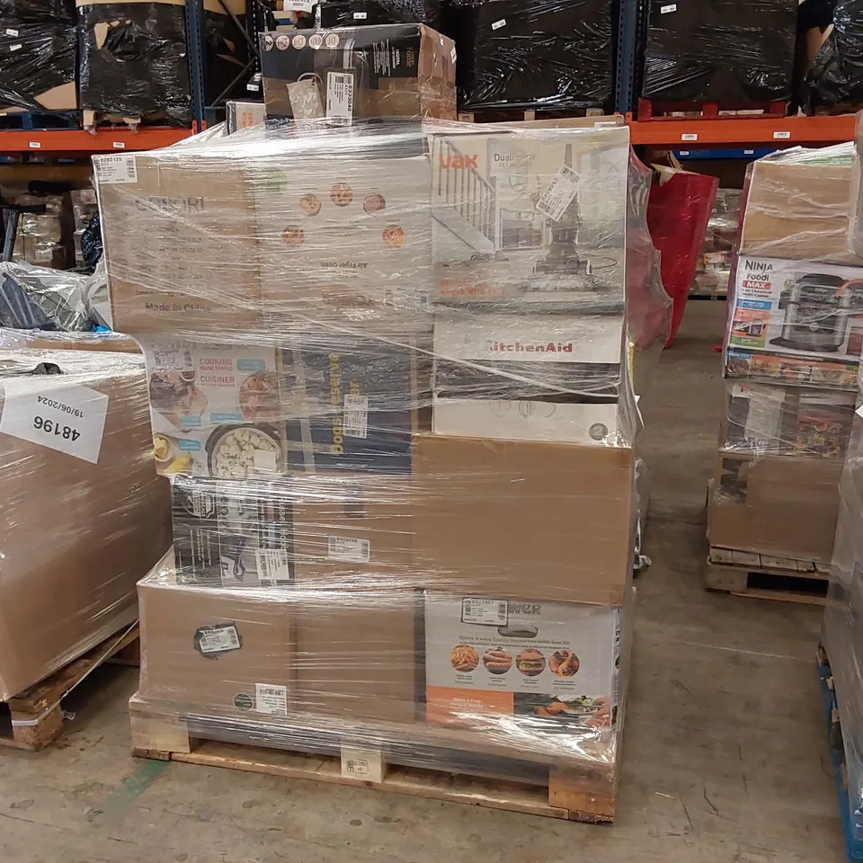 PALLET OF APPROXIMATELY 23 UNPROCESSED RAW RETURN HOUSEHOLD AND ELECTRICAL GOODS TO INCLUDE;