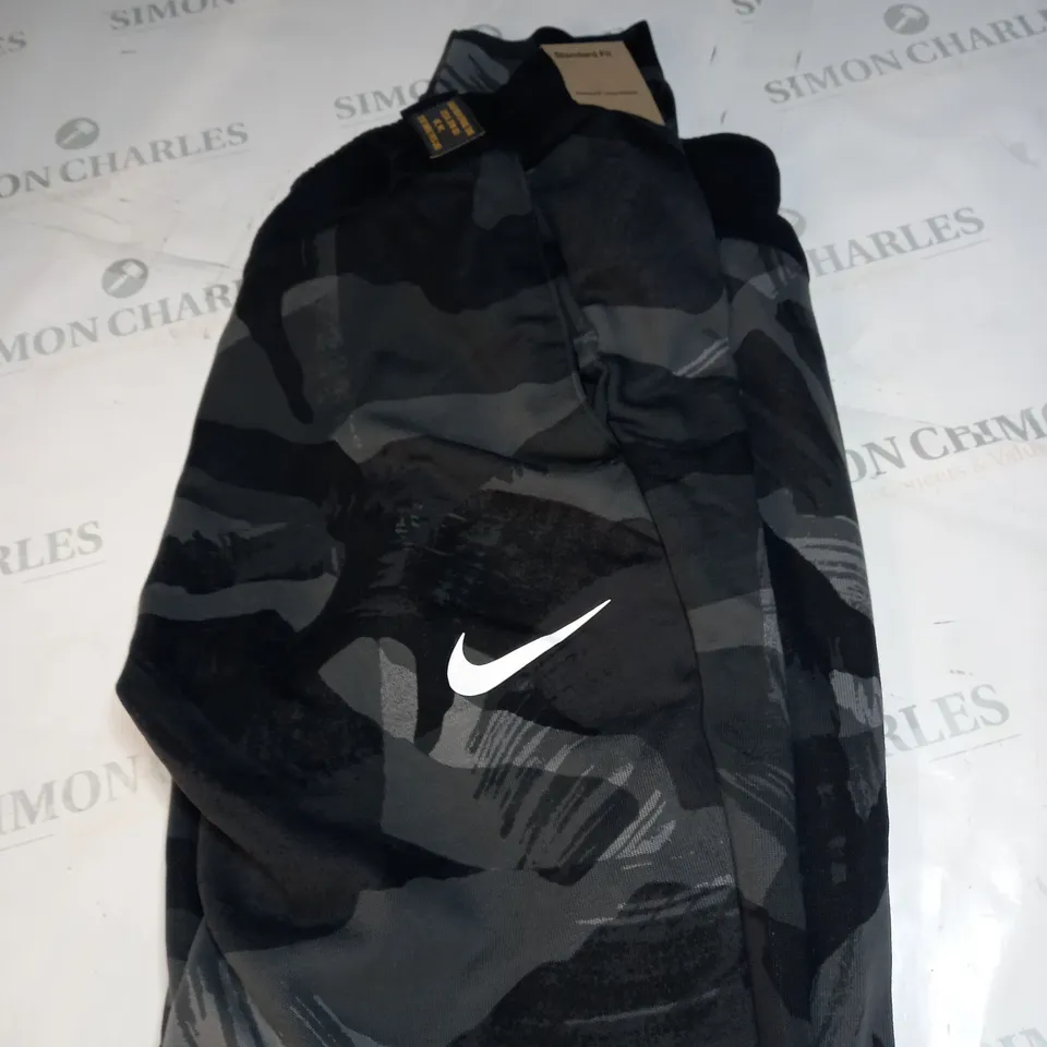 NIKE LOGO TRACKSUIT BOTTOMS SIZE M 