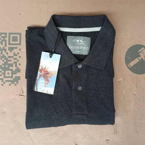 GUNN SHORT SLEEVE POLO TOP IN GREY SIZE LARGE