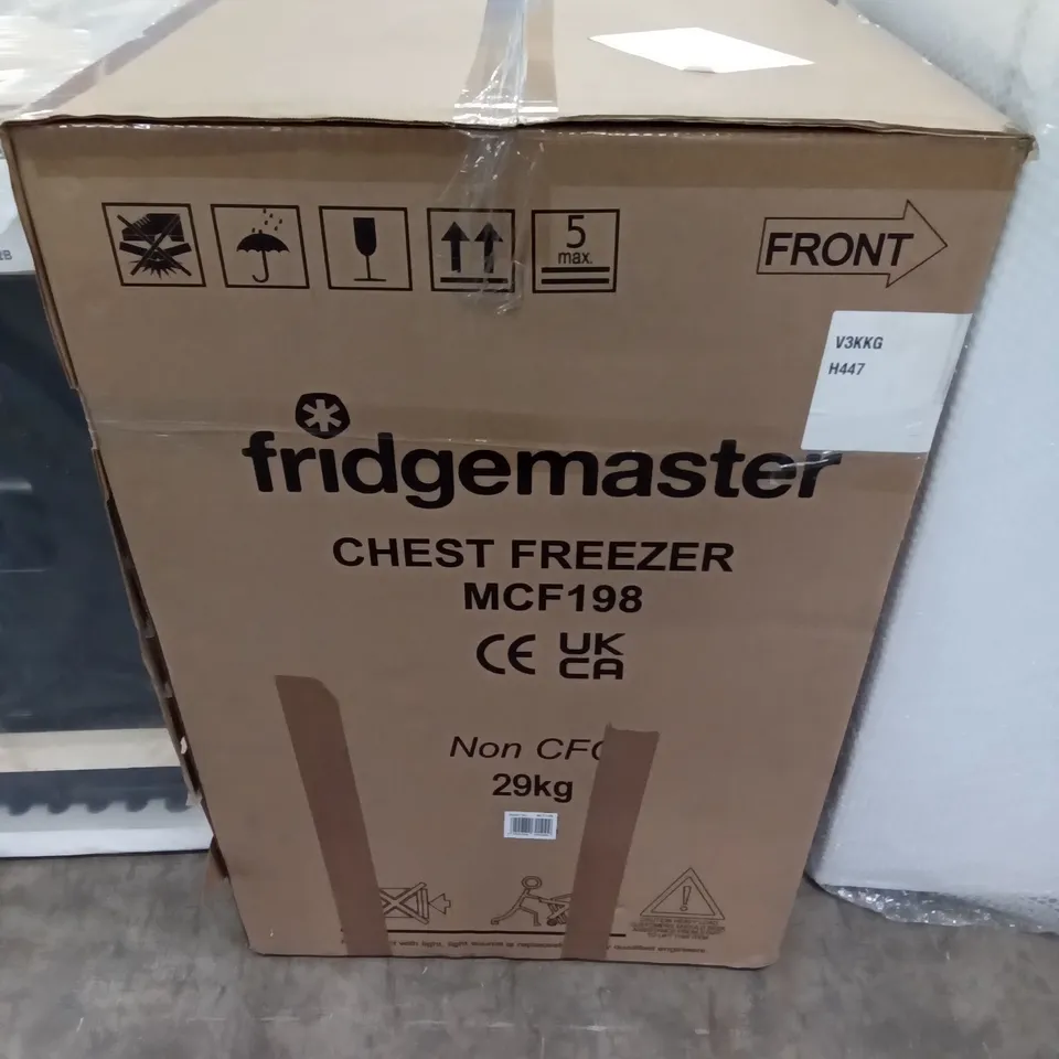 FRIDGEMASTER WHITE CHEST FREEZER