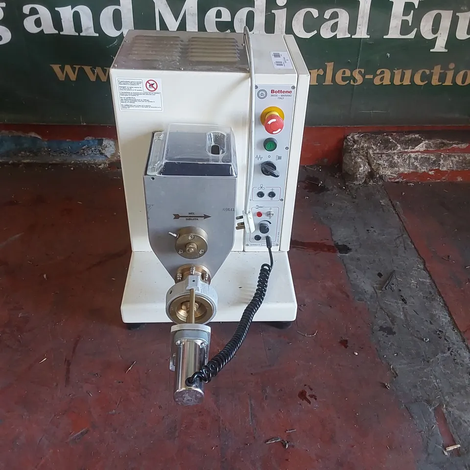 BOTTENE INVERTE 3T PASTA MAKER