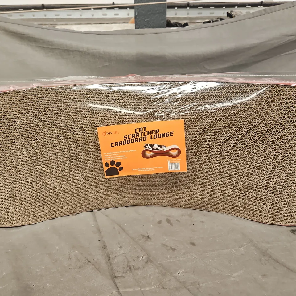 SEALED CAT SCRATCHER CARDBOARD LOUNGE 