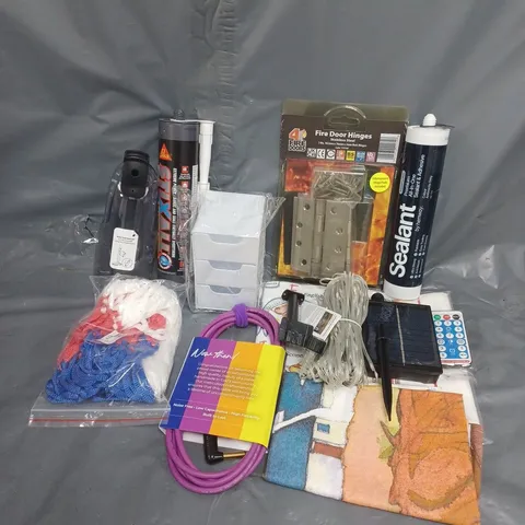 APPROXIMATELY 14 ASSORTED HOUSEHOLD ITEMS TO INCLUDE FIRE DOOR HINGES, SEALANT, SOLAR LIGHTS, ETC