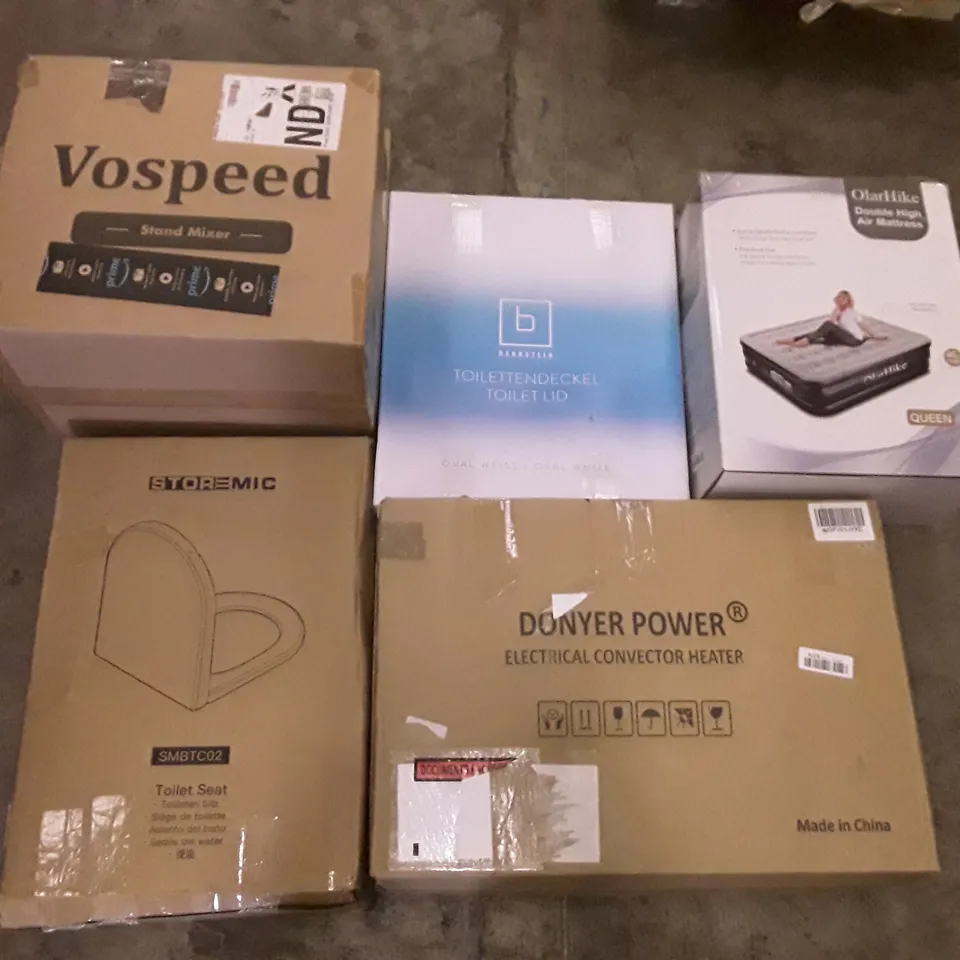 PALLET OF ASSORTED PRODUCTS INCLUDING VOSPEED STAND MIXER, TOILET LID, OLARHIKE DOUBLE HIGH AIR MATTRESS, ELECTRICAL CONVECTOR HEATER, ROUND MIRROR, HEATED THROW