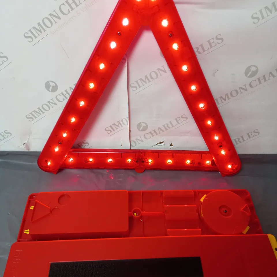 BOXED BRITEANGLE TRAFFIC TRIANGLE 