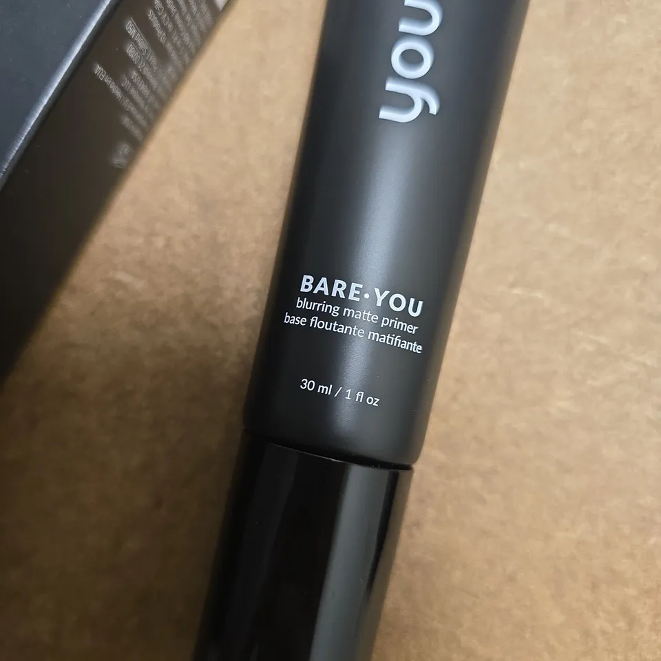 BOXED YOUNIQUE BARE-YOU BLURRING MATTE PRIMER – 30 ML