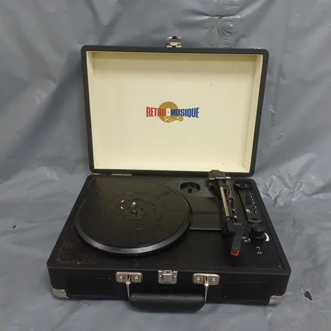 RETRO MUSIQUE SUITCASE STYLE TURNTABLE