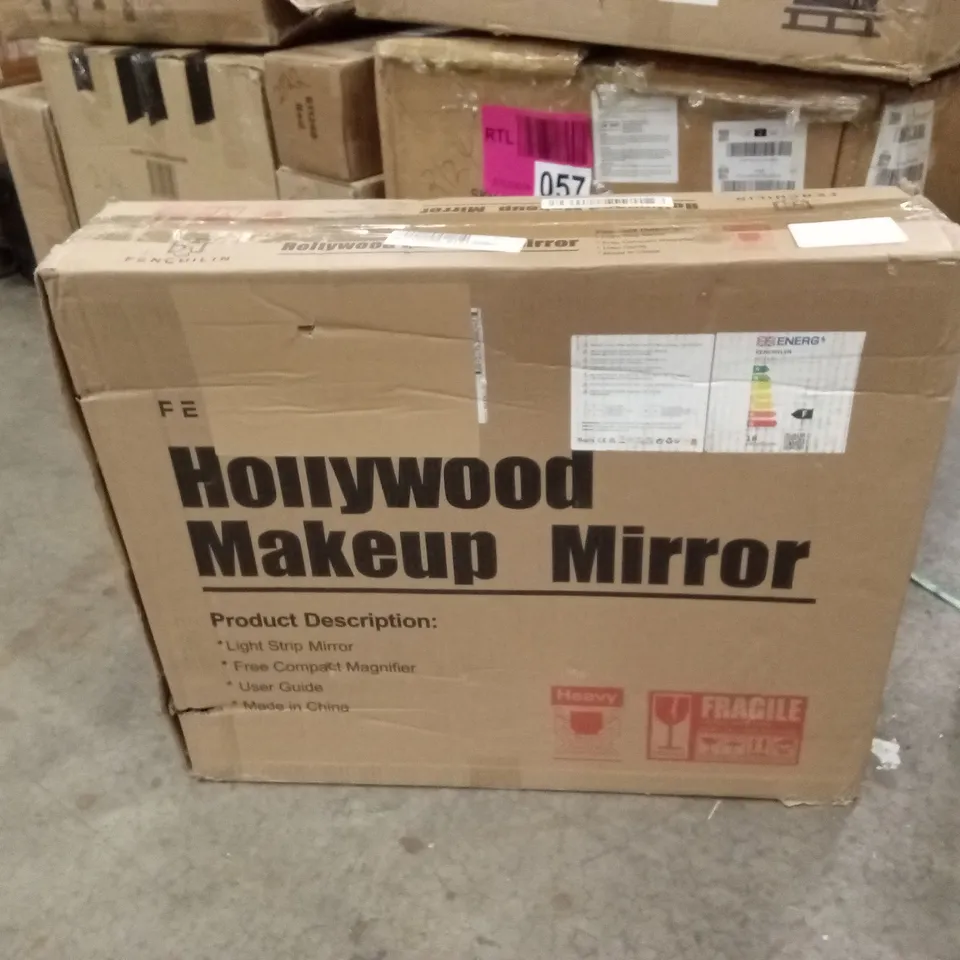 BOXED HOLLYWOOD MAKEUP MIRROR (1 BOX)