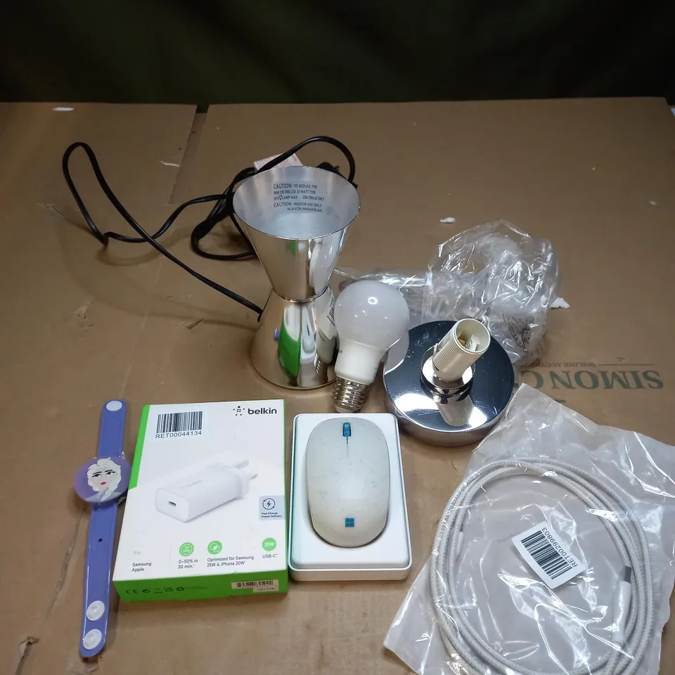 BOX OF APPROXIMATELY 15 HOUSEHOLD AND ELECTRICAL ITEMS TO INCLUDE JOHN LEWIS TOUCH LAMP, CHARGING CABLE, MICROSOFT WIRELESS MOUSE ETC 