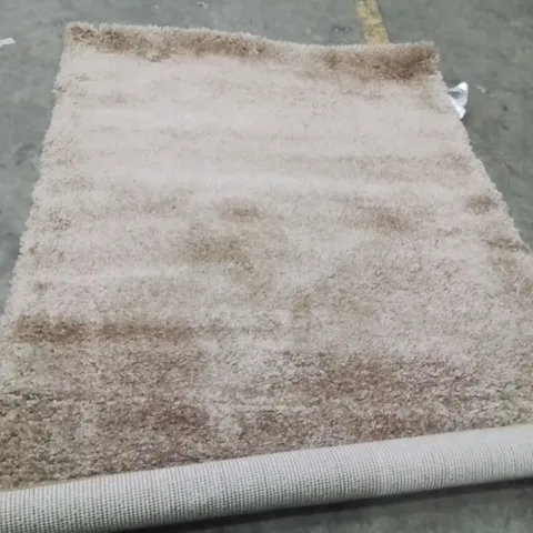 QUALITY DESIGNER AREA RUG - APPROXIMATELY 172x123cm