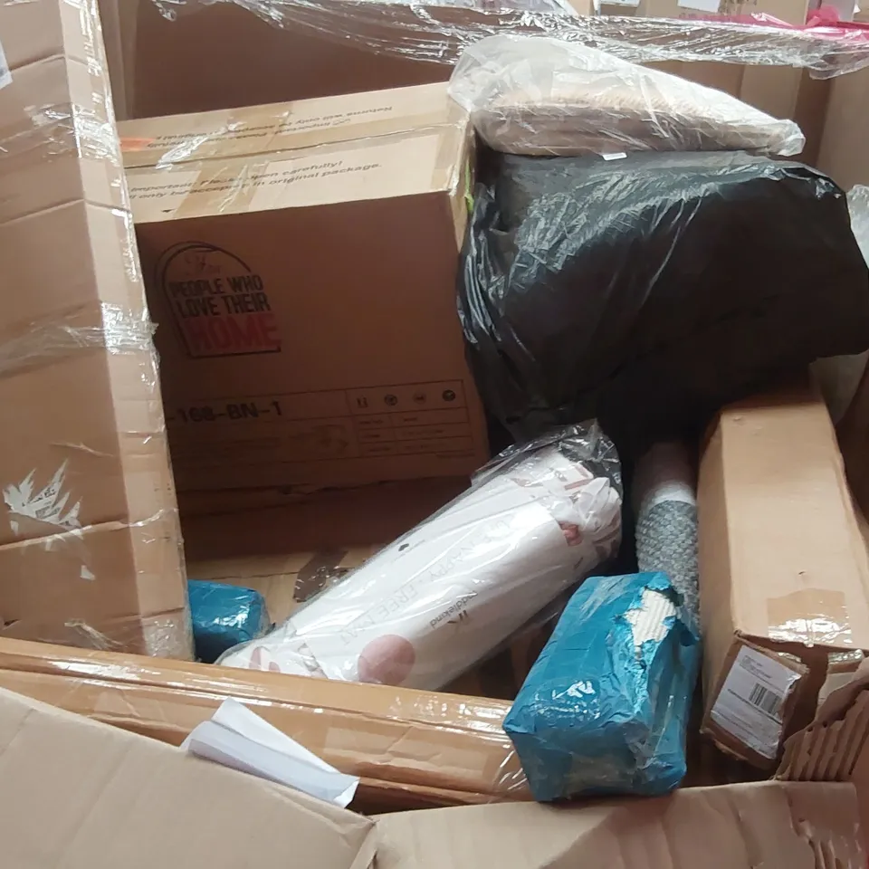 PALLET OF ASSORTED ITEMS INCLUDING: STAND UP PADDLE BOARD, SNOW BROOM, TODDLEKIND BABY MATS, RUG ECT