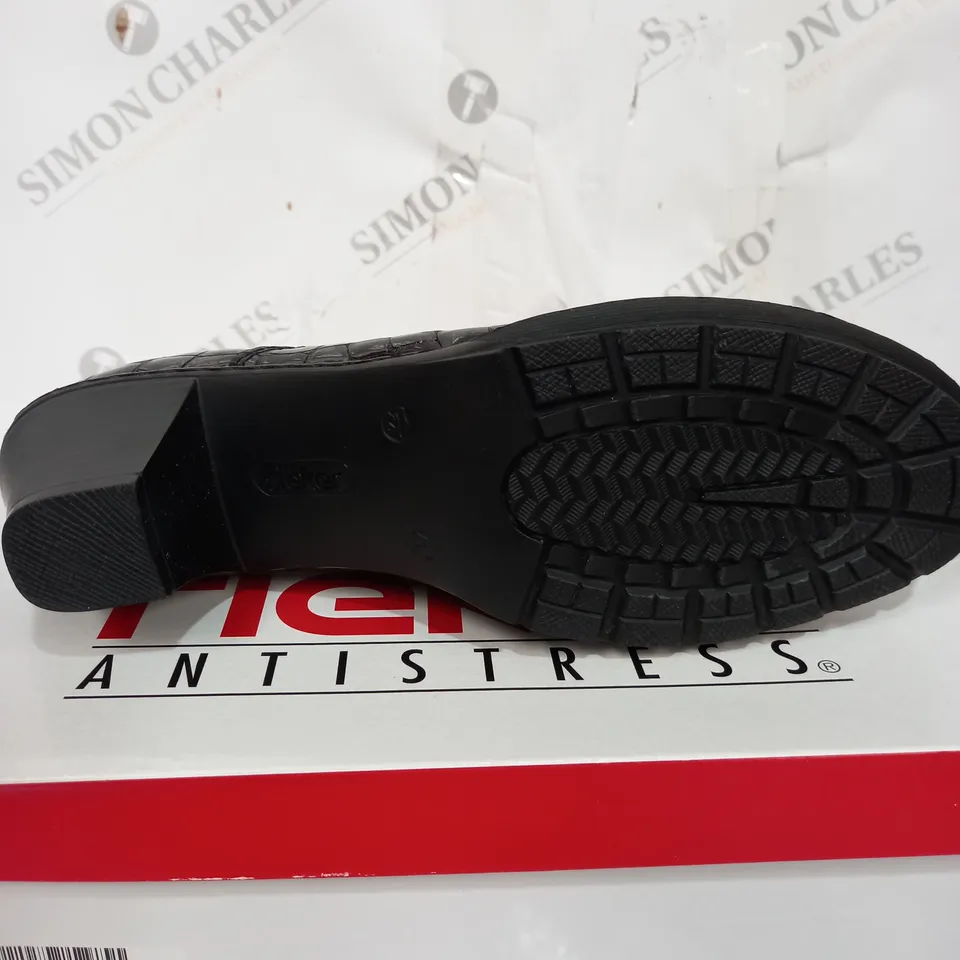 BOXED RIEKER LOW HEELED SHOE BOOTS, BLACK CROC - SIZE 7.5