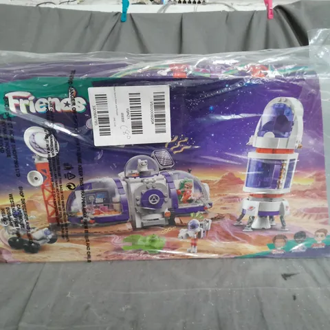 BOXED LEGO FRIENDS SPACE SET - 42605