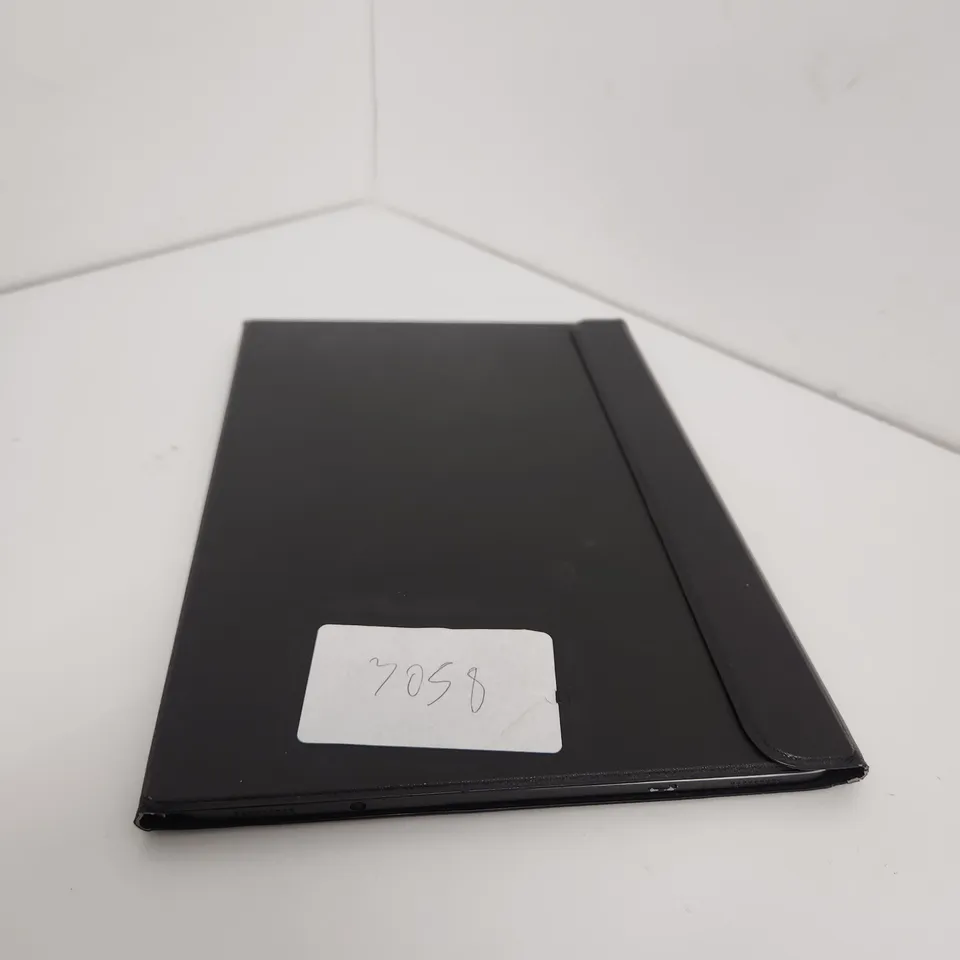 UNBOXED SAMSUNG TABLET MODEL SM-T810 WITH BLACK FOLIO CASE