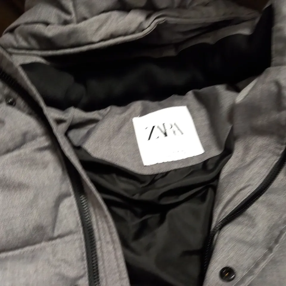 ZARA PADDED GREY COAT - EUR S
