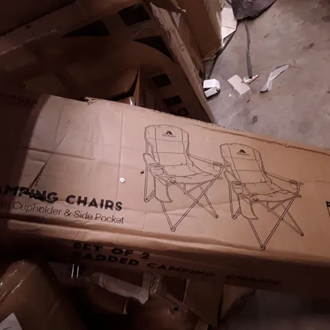 BOXED KEPLIN VOYAGER PADDED CAMPING CHAIRS WITH CUP HOLDER AND SIDE POCKETS 