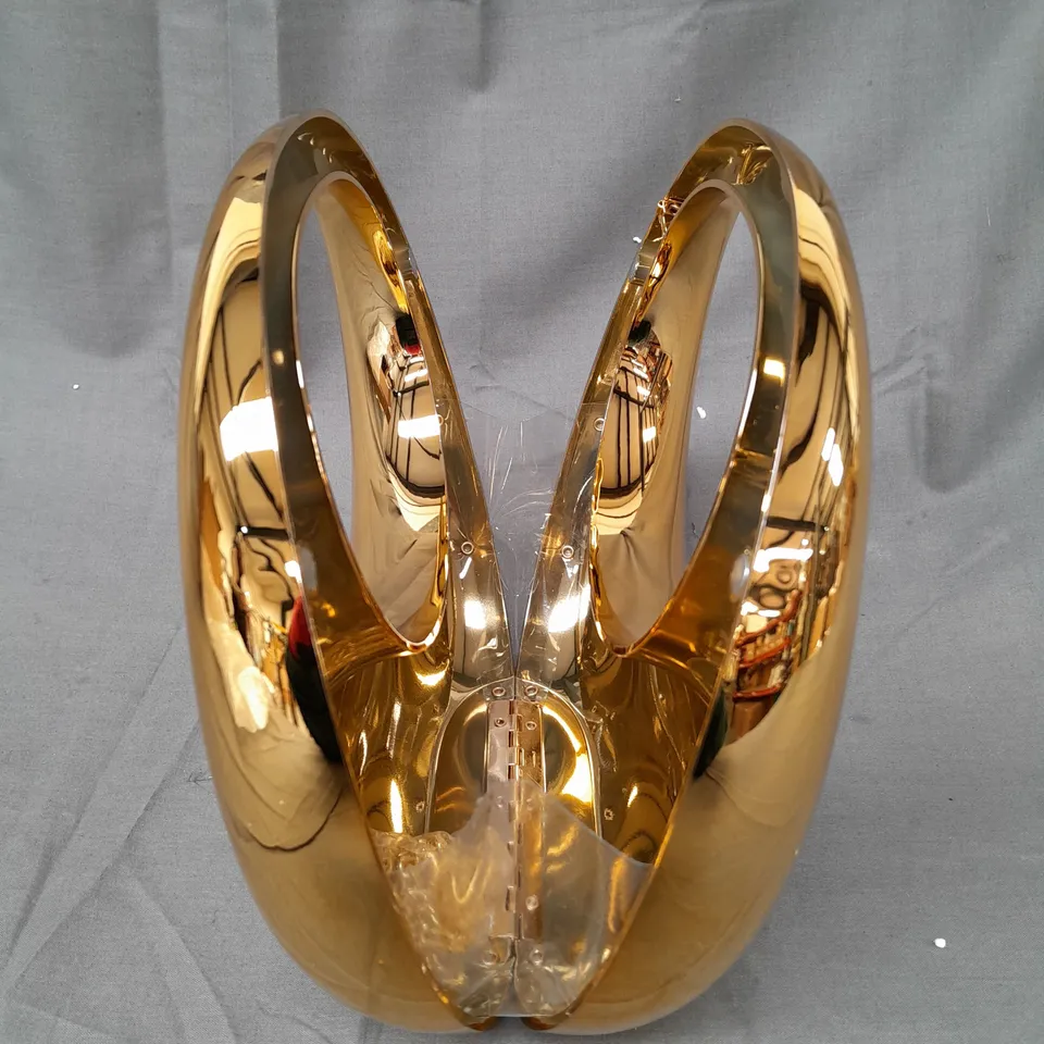 BOXED UNBRANDED ACRYLIC HANDBAG IN METALLIC GOLD