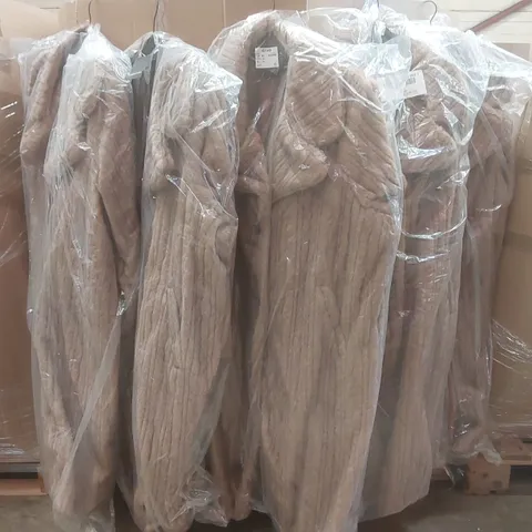PALLET CONTAINING APPROXIMATELY 50x BRAND NEW JD WILLIAMS FAUX FUR COATS