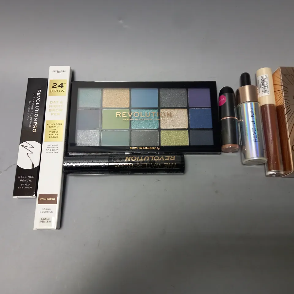 BOXED REVOLUTION ARCTIC GLOW COLLECTION SET