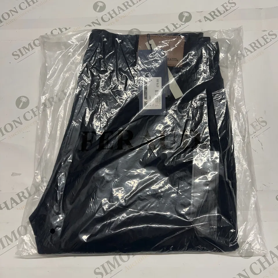 FERAUD SLIM FIT 5 POCKET PANTS IN NAVY SIZE 34/32