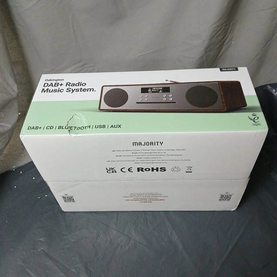 OAKINGTON DAB RADIO MUSIC SYSTEM