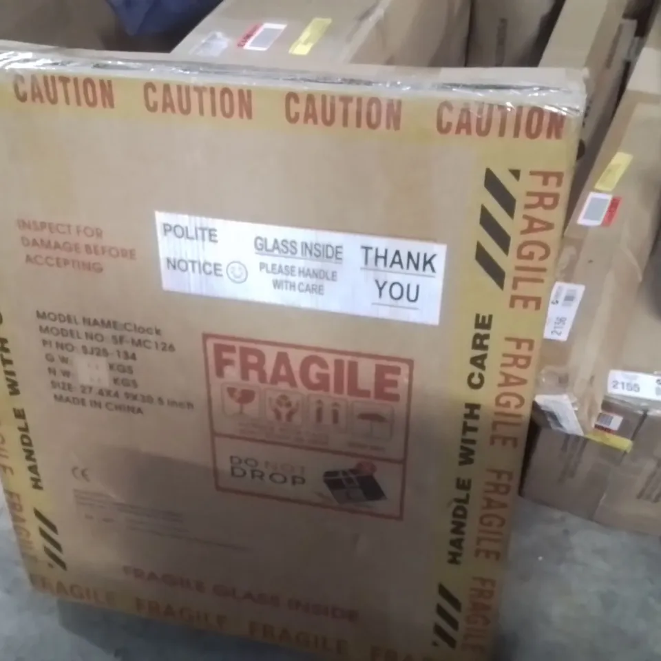 BOXED GLASS WALL CLOCK/ MIRRORED ROUND CLOCK (1 BOX)