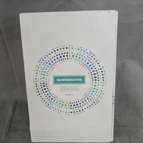 BOX OF APPROXIMATELY 5 ASSORTED ITEMS TO INCLUDE:HYDRO BOOST GEL AND DETANGLER HAIR BRUSH