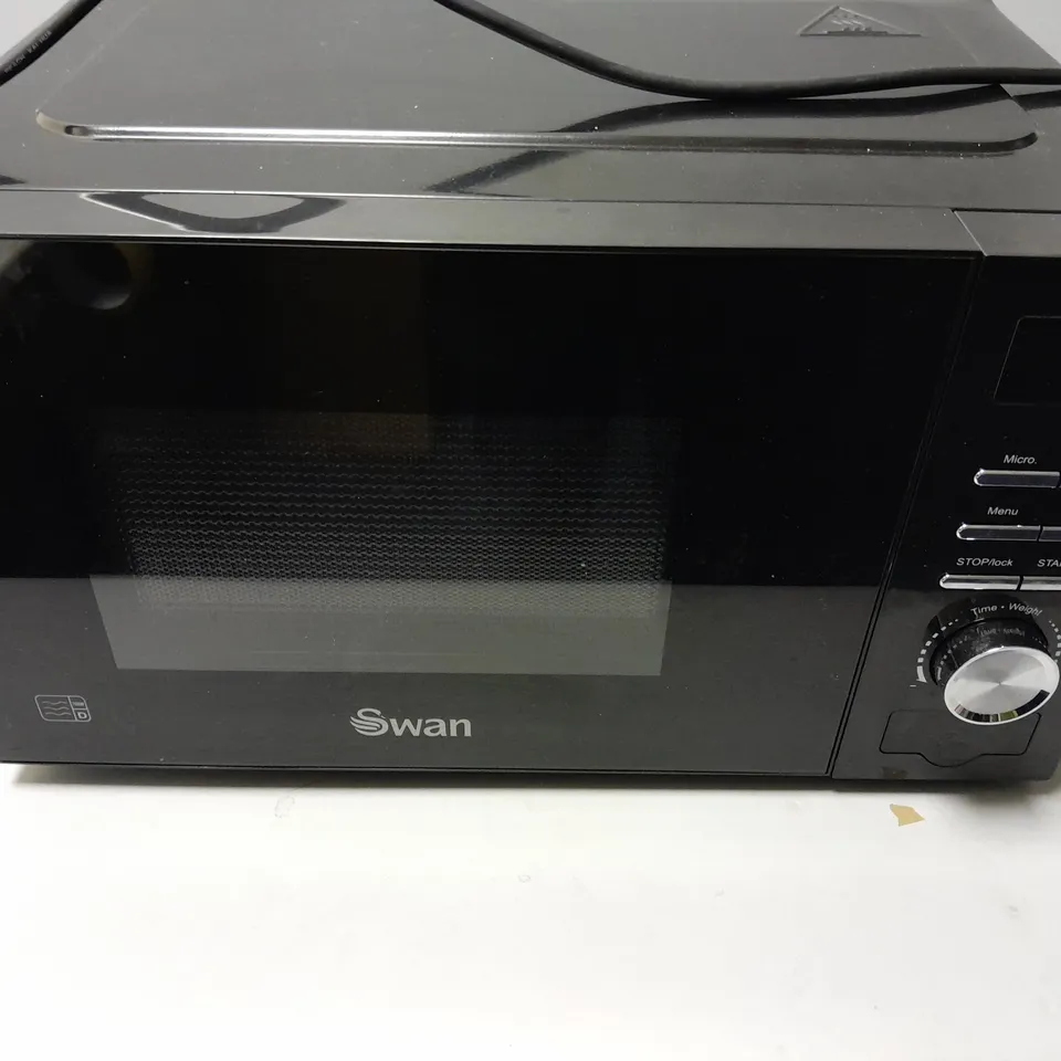 SWAN 20L 700W DIGITAL MICROWAVE RRP £64