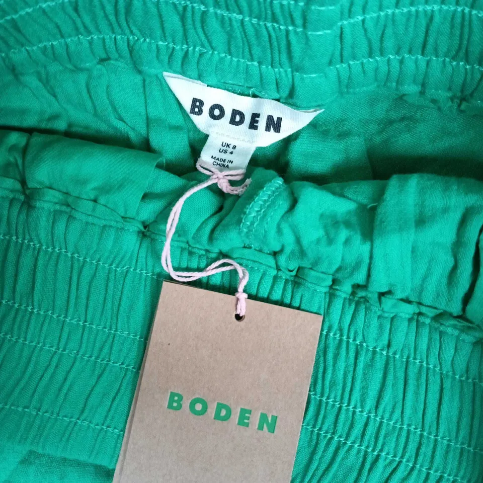 BODEN WOMEN'S GREEN SHORTS – UK 8 (US 4)