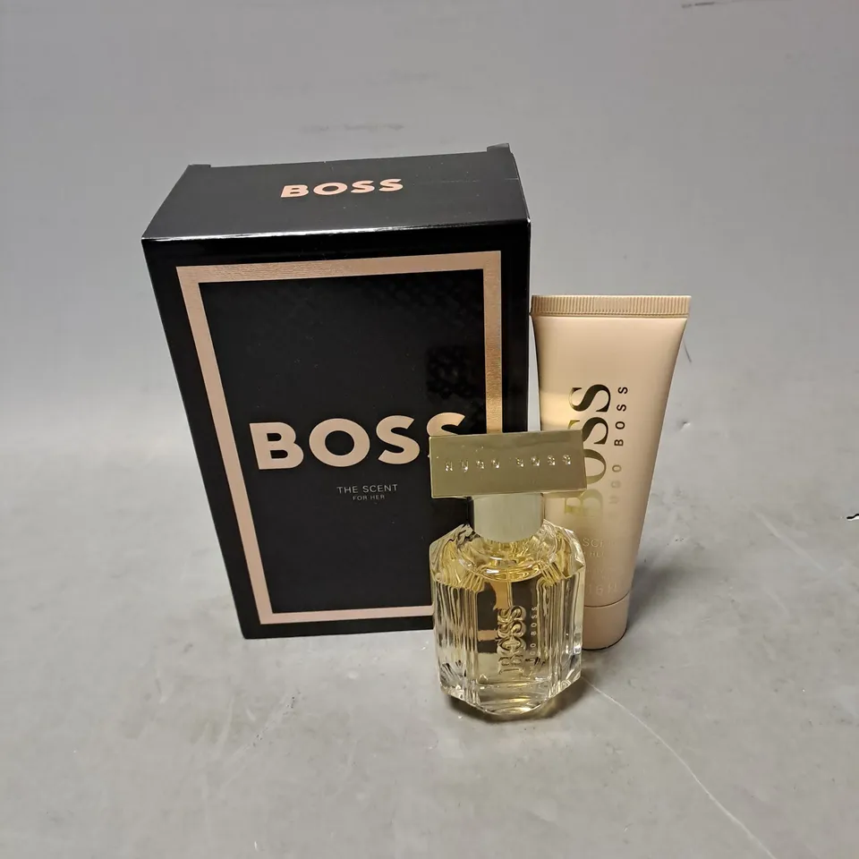 BOXED BOSS BOTTLED THE SCENT FOR HER EAU DE PARFUM GIFT SET 30ML