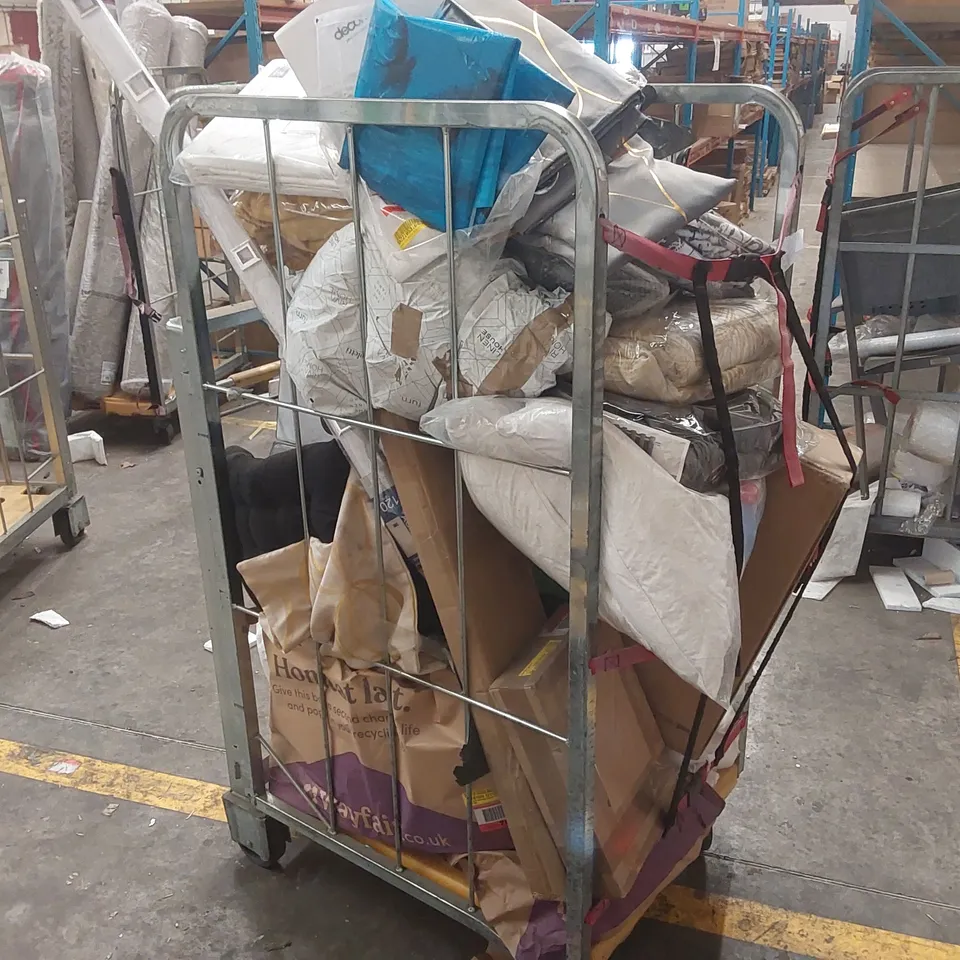 CAGE CONTAINING ASSORTED HOMEWARE ITEMS/FURNITURE PARTS ECT // CAGE NOT INCLUDED 