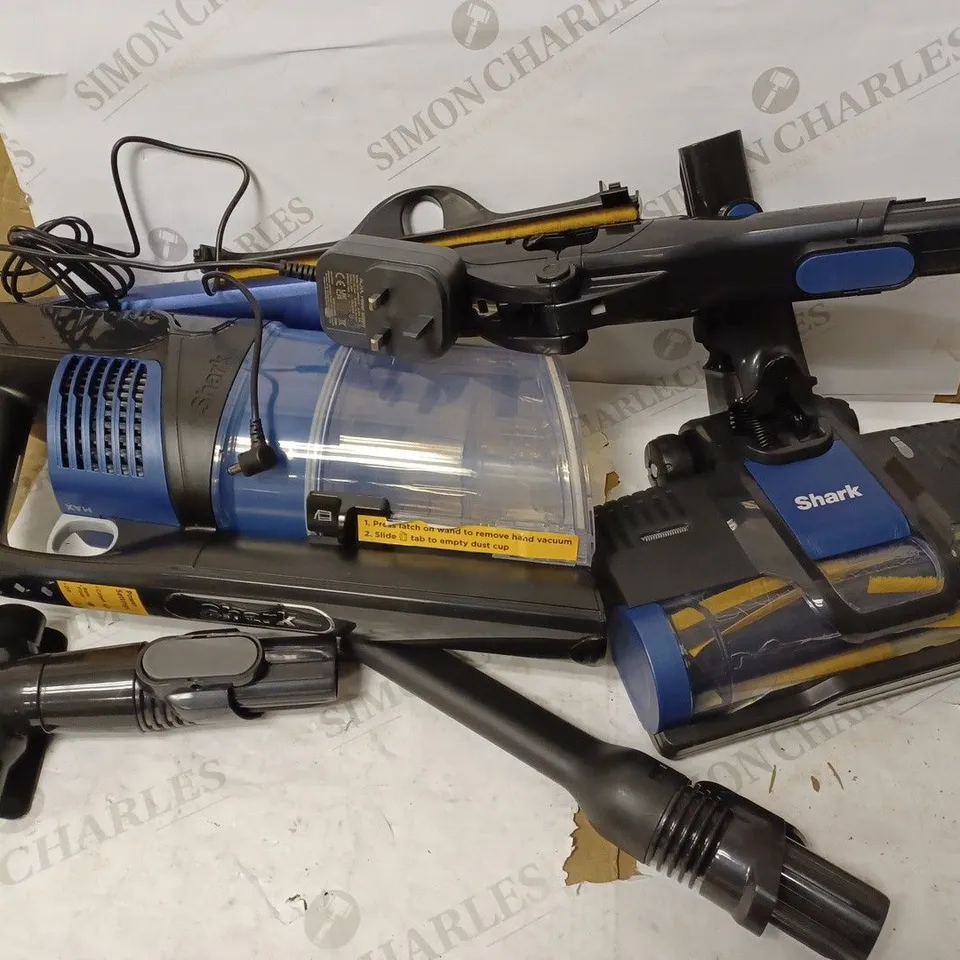 SHARK CORDLESS STICK VACUUM