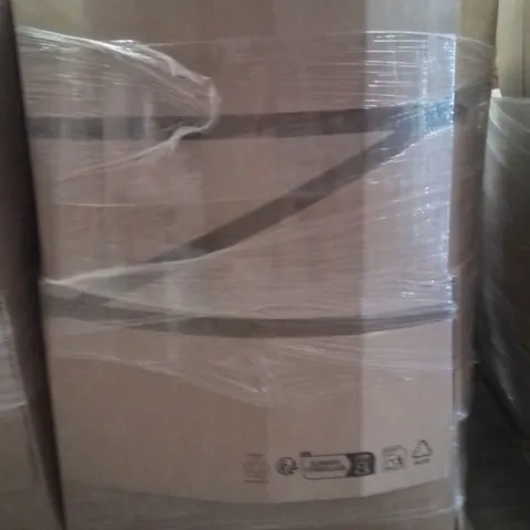 PALLET CONTAINING A LARGE QUANTITY OF HOSES