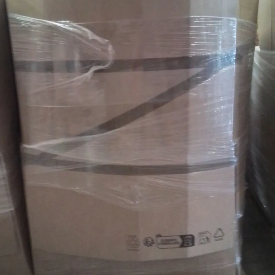 PALLET CONTAINING A LARGE QUANTITY OF HOSES