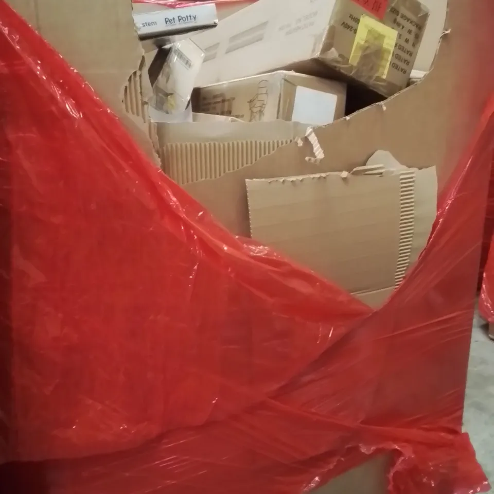 PALLET OF ASSORTED HOUSEHOLD GOODS AND PRODUCTS TO INCLUDE;CAMPING CHAIR,PATIO HEATER,PET POTTY GRASS