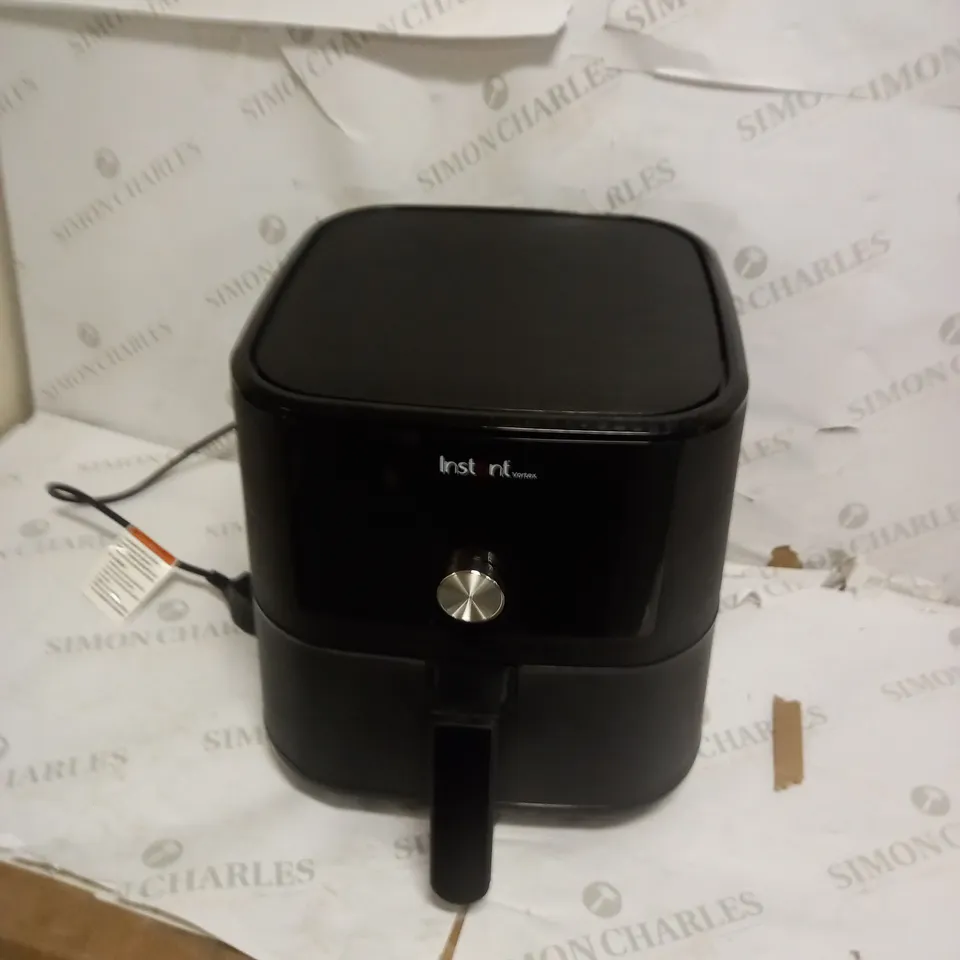 INSTANT POT VORTEX AIR FRYER