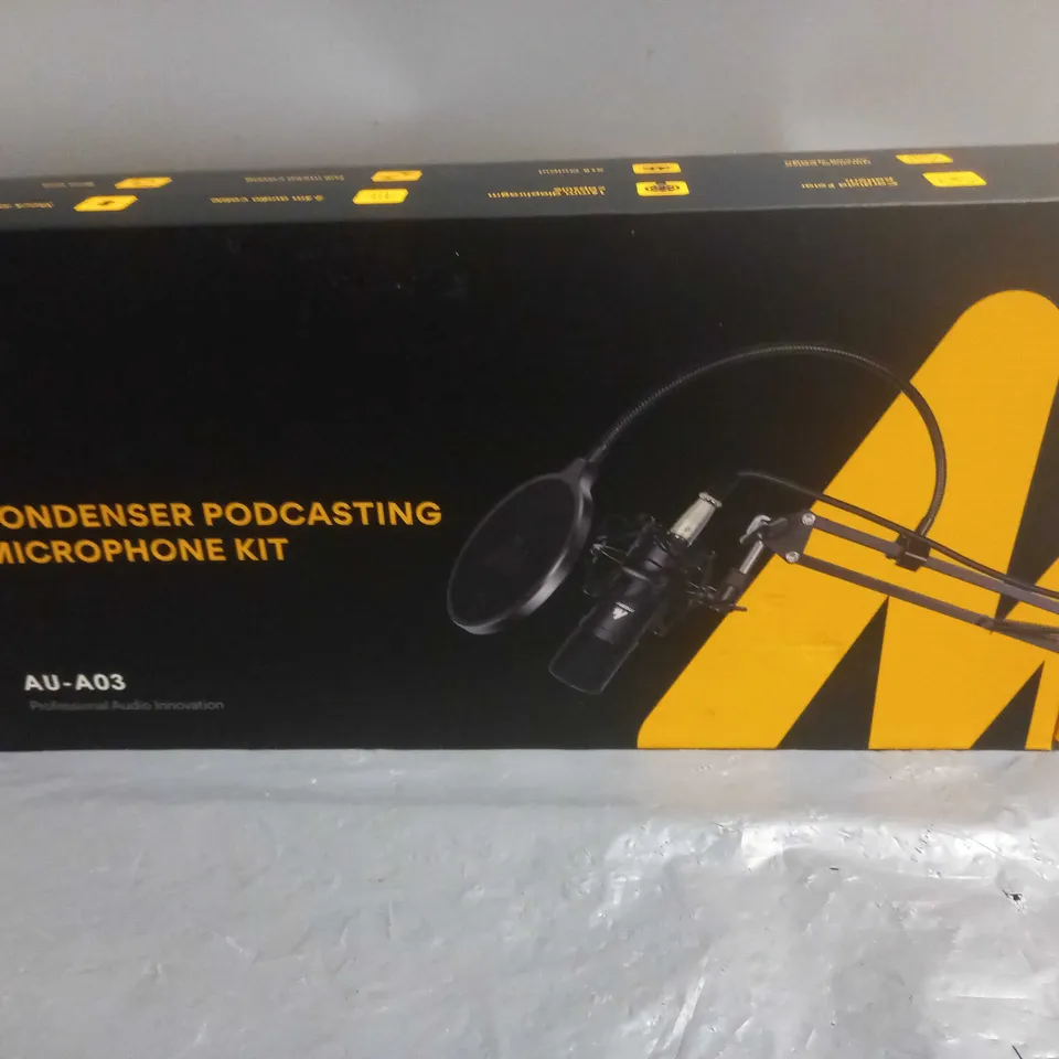 MAONA CONDENSER PODCASTING MICROPHONE KIT AU-A03