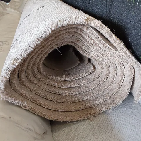ROLL OF QUALITY WOODLAND HEATHER TWIST DELUXE YARDLEY STONE CARPET // SIZE: APPROX 4 X 3.8m