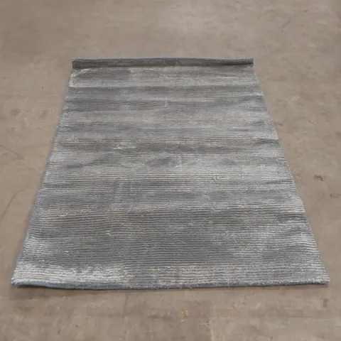 QUALITY DESIGNER AREA RUG - APPROXIMATELY 166 x 121cm