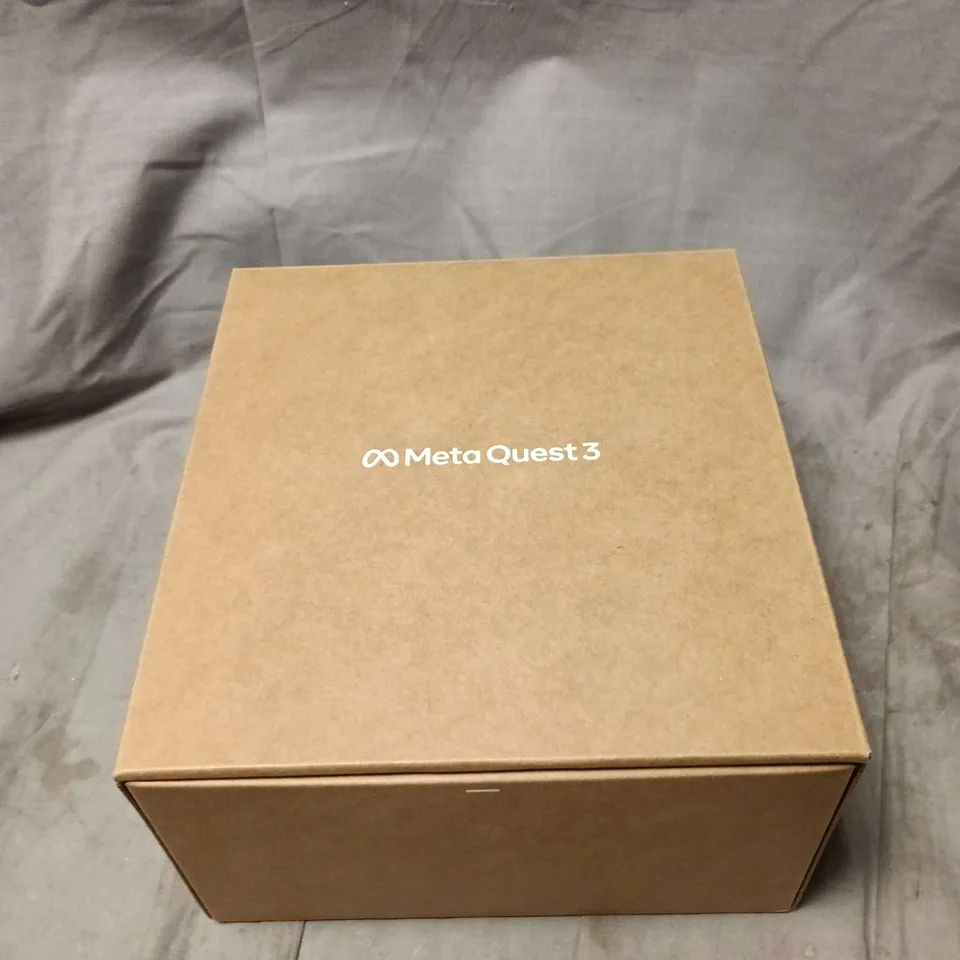 META QUEST 3 VR HEADSET WITH CONTROLLERS – 128 GB (BOXED)