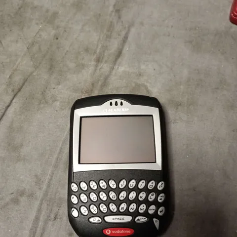 BLACKBERRY SMARTPHONE WITH QWERTY KEYBOARD – VODAFONE 