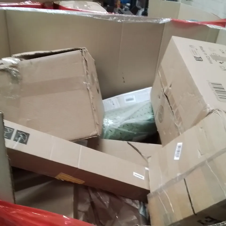 PALLET OF ASSORTED HOUSEHOLD GOODS AND PRODUCTS TO INCLUDE;STORAGE BAG,MOP,KIDS TOY