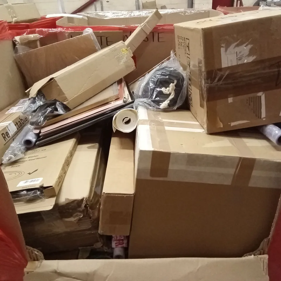 PALLET OF ASSORTED HOUSEHOLD GOODS AND PRODUCTS TO INCLUDE; STAINLESS STEEL LADDER, KIDS TOY, RETRACTABLE GATE, PORTABLE BBQ ETC
