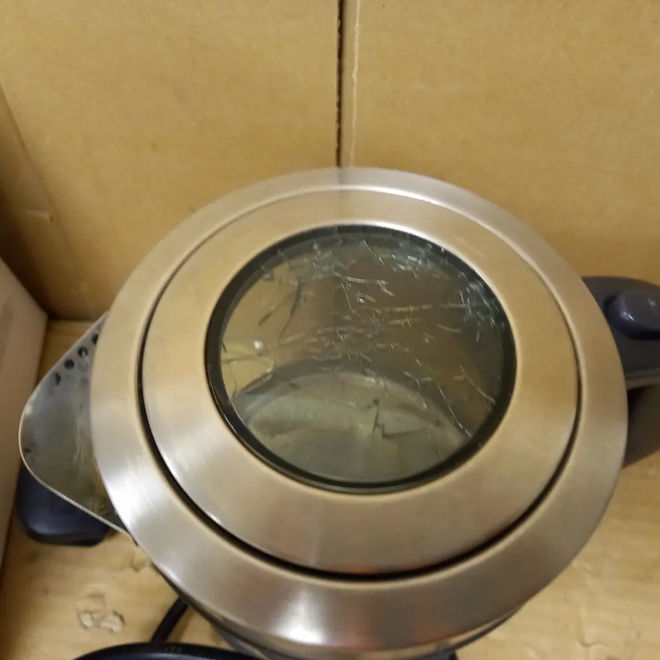BOXED SAGE COMPACT KETTLE