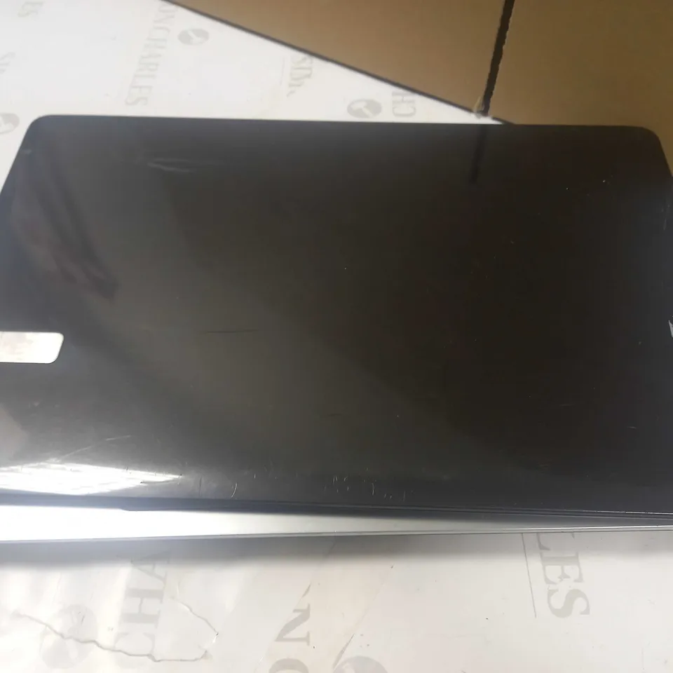 ACER TRAVELMATE P253 LAPTOP