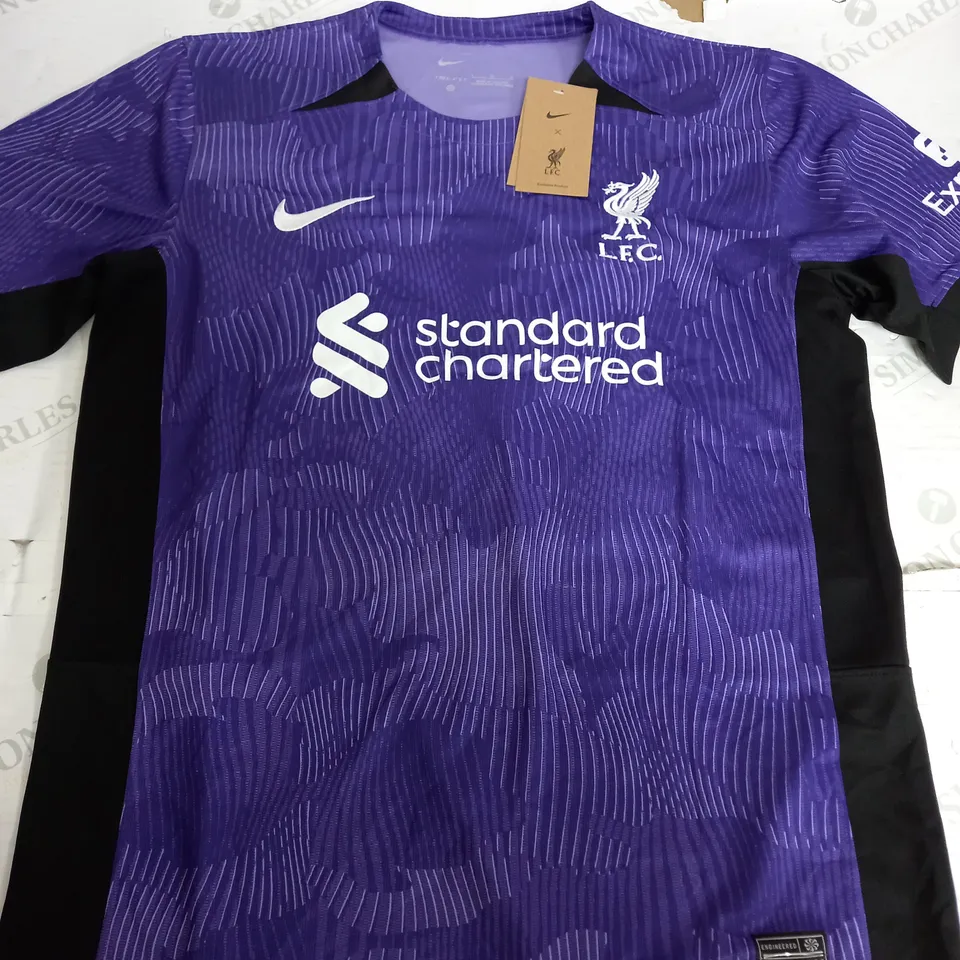 NIKE DRI FIT LIVERPOOL FOOTBALL SHIRT - LARGE