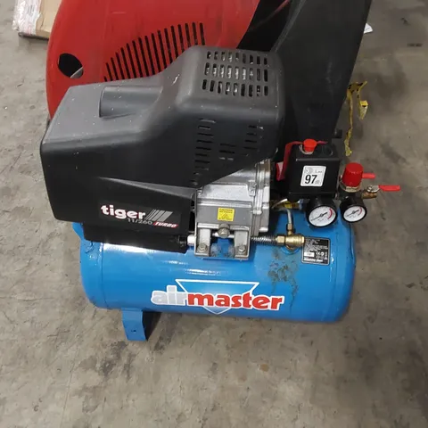 CLARKE AIR MASTER AIR COMPRESSOR 