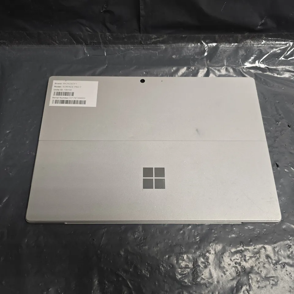 MICROSOFT SURFACE PRO 7 TABLET – SILVER (DAMAGED SCREEN)