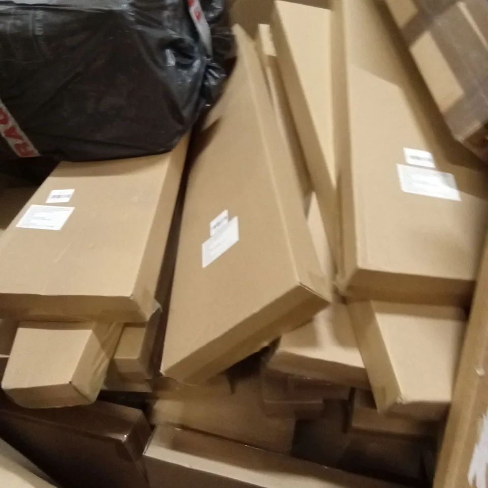PALLET OF ASSORTED HOUSEHOLD GOODS AND PRODUCTS TO INCLUDE; A VERY LARGE QUANTITY OF GARDEN TOOLS, AIR COOLER, CEILING FAN LIGHT ETC